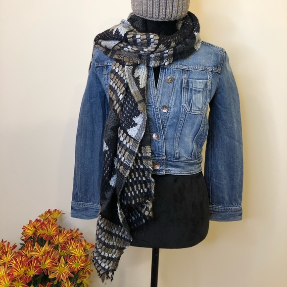 Southwestern Inspired Long Scarf w/Frayed Ends - Picture 2 of 5